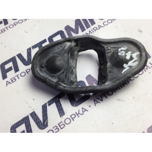 Заглушка ограничителя двери задней левой Opel Insignia 2008-2013 13286284